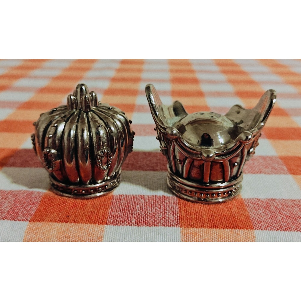 Towle Silver Plated Crown King Queen Salt And Pepper Shakers